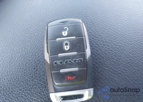 2021 Ram 1500 Lone Star 4X2 5'7 Box z USA, uszkodzony, nr VIN 1C6RREFT3MN502092